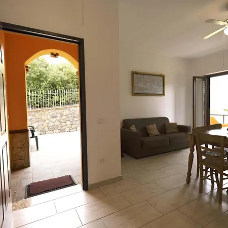 Holiday home Benny, Family Flat With Garden & Bbq Near Maratea By Kaizen La Marinella